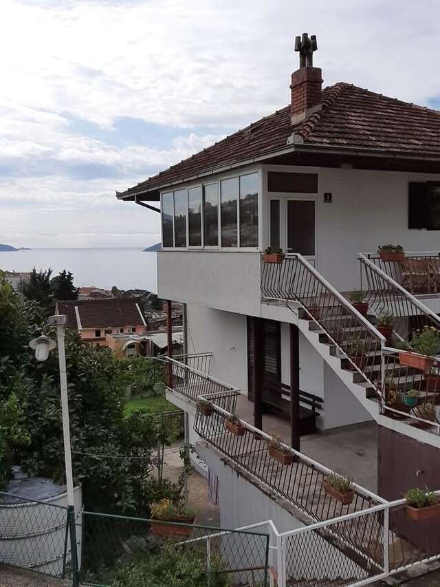 Апартаменты Maja Apartman Игало-3