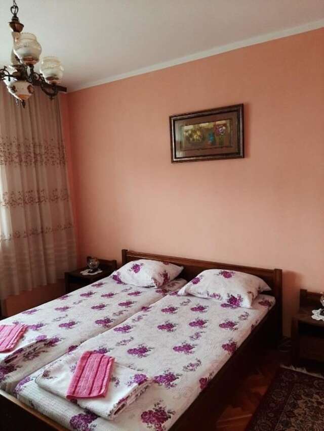 Апартаменты Maja Apartman Игало-22